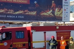 Campanha de prevenção e combate a incêndio florestal em Araguari