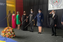 Colégio Tiradentes de Barbacena comemora 58 anos e agracia militar do CBMMG