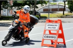 CBMMG conclui treinamento da 1ª turma do Motociclista Seguro