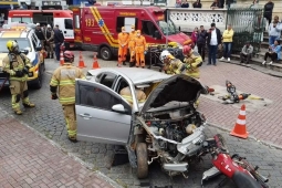 Bombeiros de Barbacena realizam simulado de acidente automobilístico