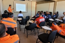 Bombeiros de Sete Lagoas realizam treinamento para ocorrências de emergências psiquiátricas