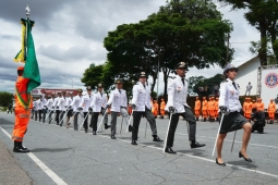 Corpo de Bombeiros Militar forma novos aspirantes a oficial