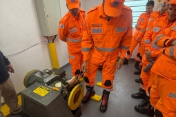 Bombeiros treinam para aprimorar atendimento de ocorrências envolvendo elevadores