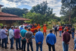 CBMMG realiza capacitação de novos brigadistas no município de Santa Vitória