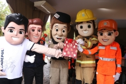 Corpo de Bombeiros Militar participa da campanha de Natal promovida pelo Servas em parceria com as Forças de Segurança Estaduais