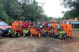 Militares participam de nivelamente de combate aos incêndios florestais na região do 2°COB