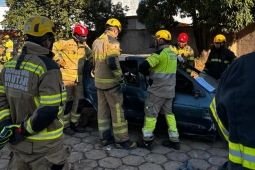 Bombeiros aprimoram técnicas de salvamento veicular durante Workshop em Salinas