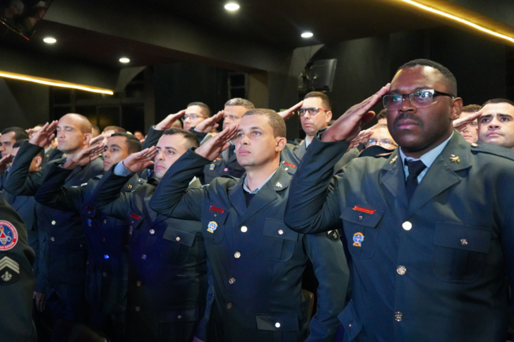 CBMMG celebra a Turma Athena em solenidade memorável