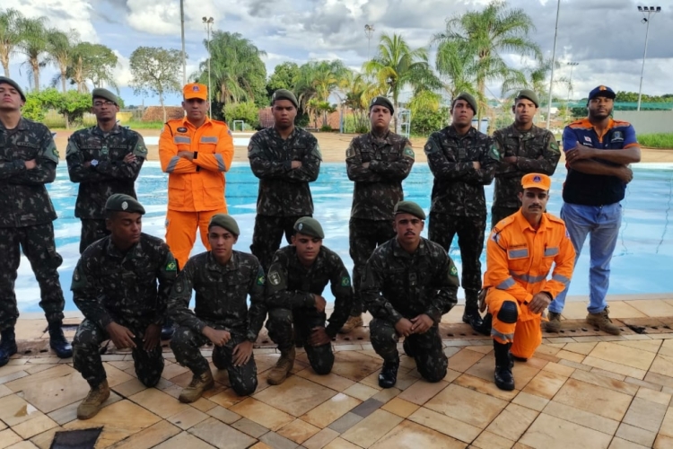 Bombeiros de Sete Lagoas promovem treinamento de primeiro interventor em Salvamento Aquático