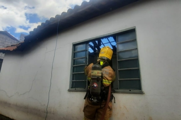 Pesquisa mostra que medidas simples de autoproteção podem salvar vidas em incêndios residenciais